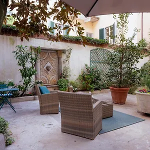 Bed & Breakfast Il Cortile Di Elisa&our Flats, Lucca